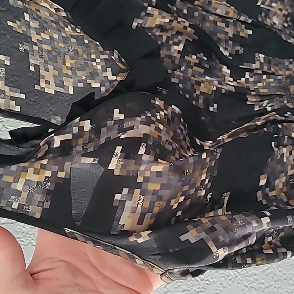 Blouse - Picture 6 of 6